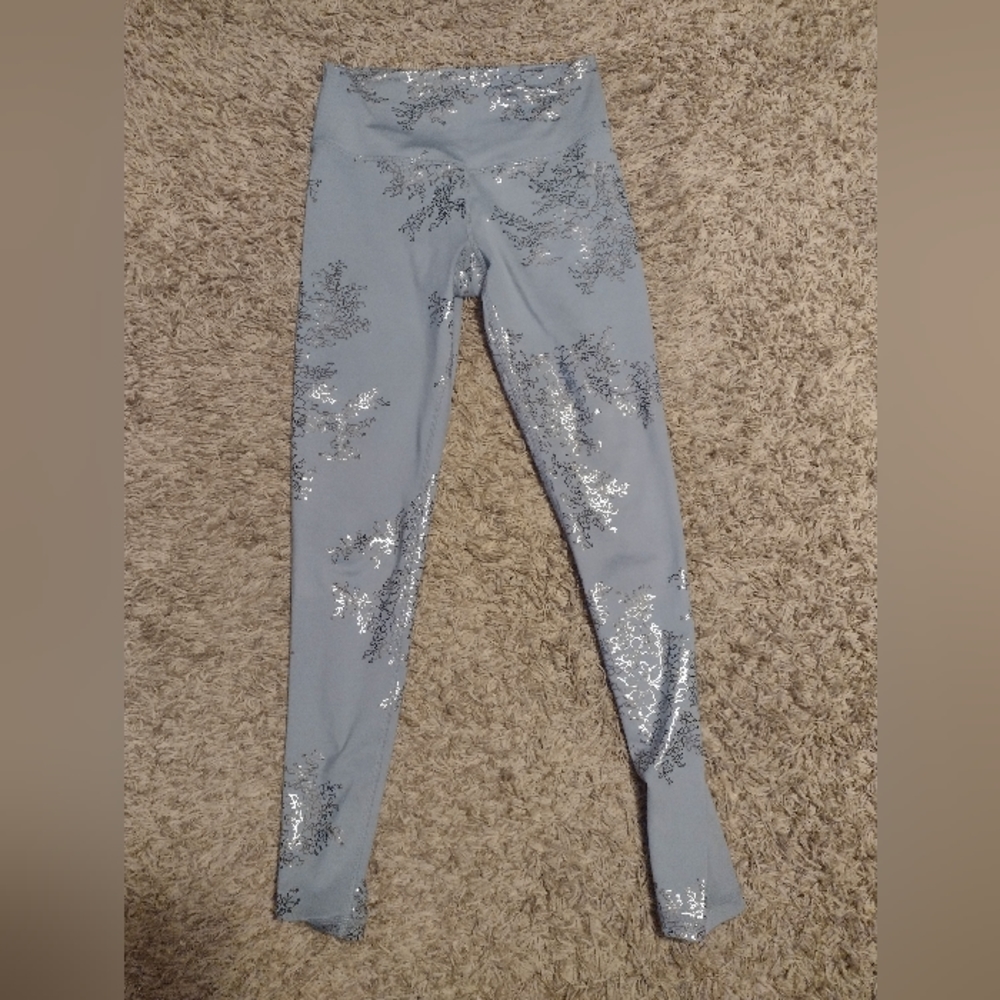 Glyder blue and metallic silver floral leggings